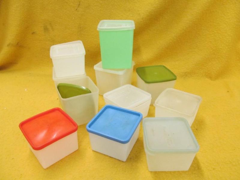 lot 174 image: Box of Refrigerator Containers...
