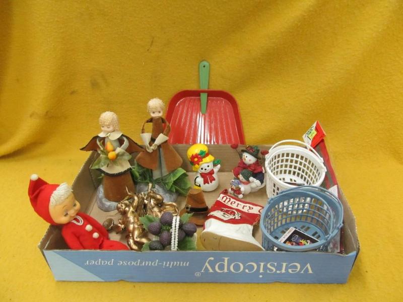 lot 189 image: Box of Misc. Knick Knacks...