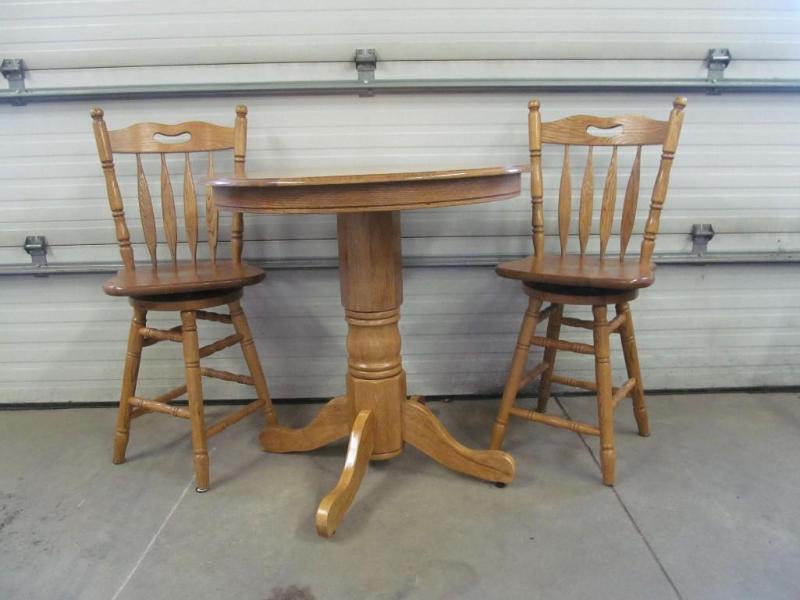 lot 2 image: Oak Pedestal Table 36&quotH x 36&q...