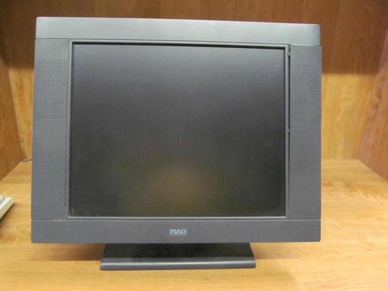 lot 235 image: Mag Flat Screen Monitor with Keyboa...