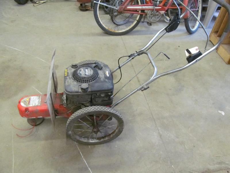lot 239 image: Briggs and Stratton Diamond 6 HP Wa...