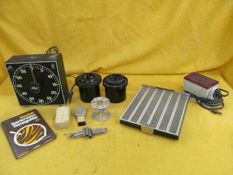 lot 37 image: Dark Room Equipment - Timer, Develo...