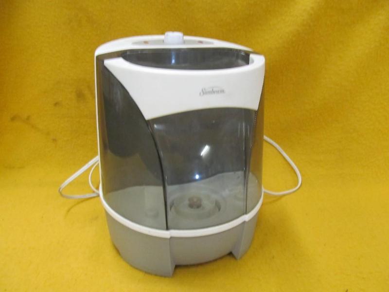 lot 78 image: Sunbeam Room Humidifer...