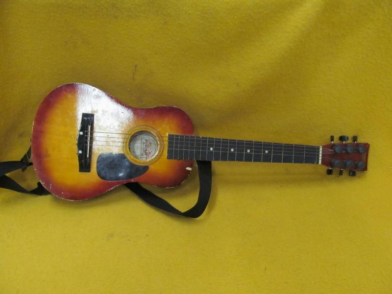 lot 82 image: First Act Quitar FG211...