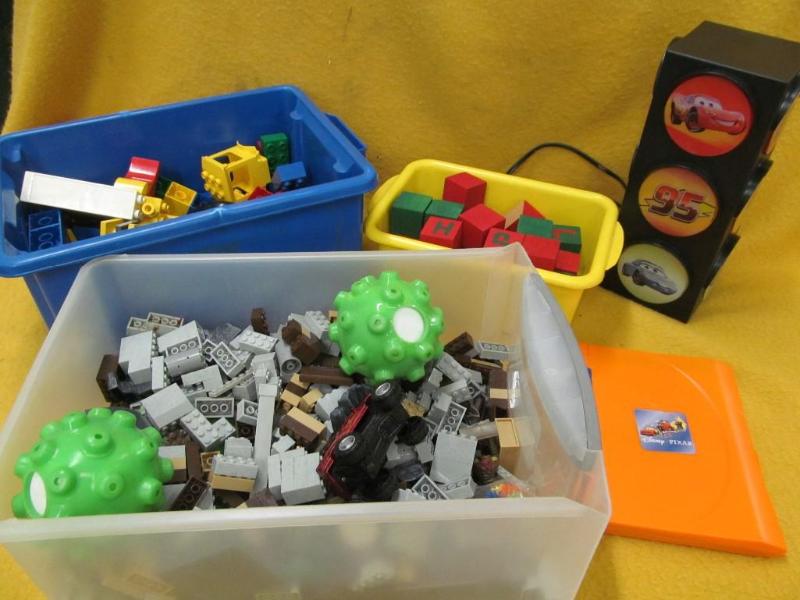 lot 91 image: Big Lego, Standard Lego, Wood Block...