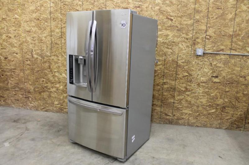 lot 1 image: NEW LG ULTRA-LARGE CAPACITY 3 DOOR FRENCH DOOR REFRIGERATOR WITH DUAL ICE MAKERS
