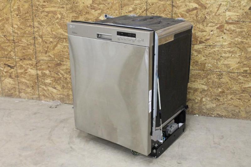 lot 12 image: NEW LG SEMI-INTEGRATED DISHWASHER WITH FLEXIBLE EASYRACK SYSTEM