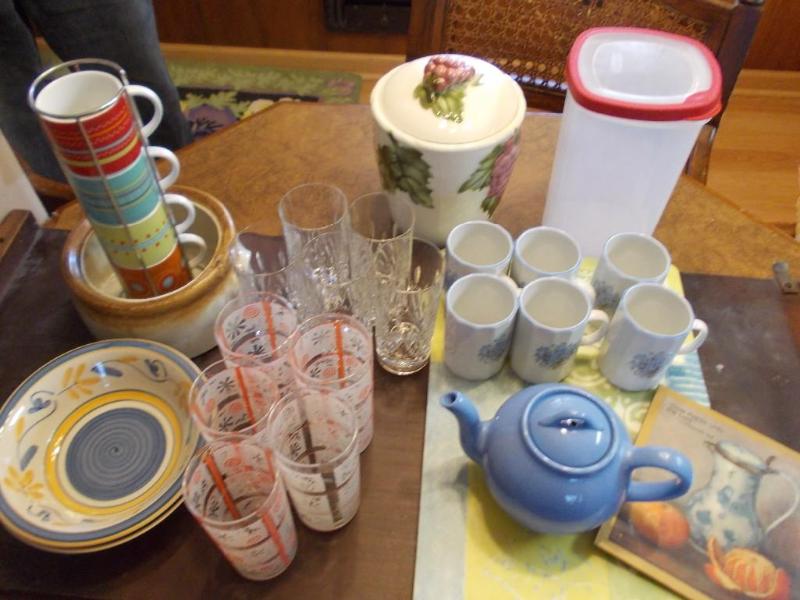 Large Lot Of Kitchen Wares Cookie ...