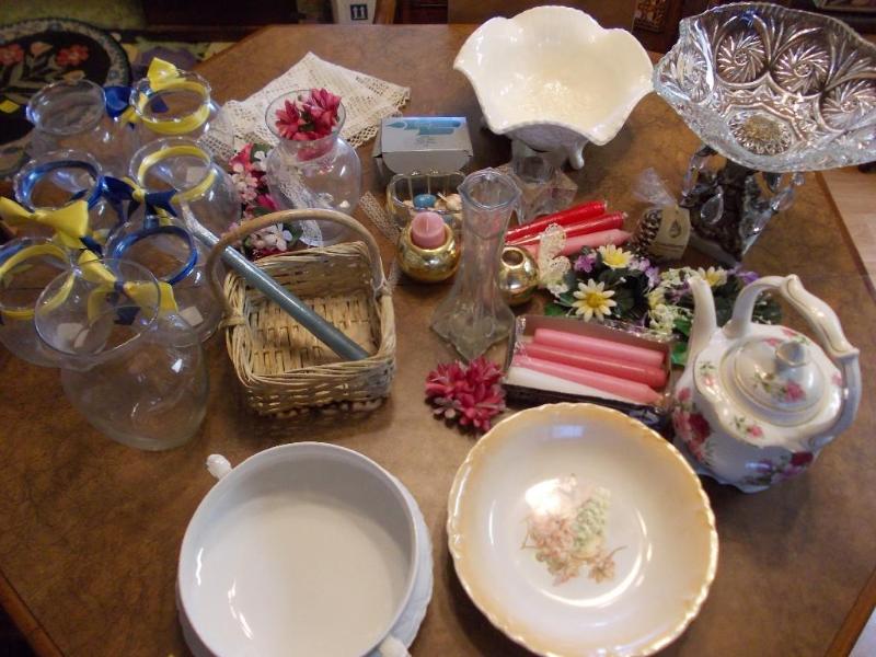 Large Lot Of Vases, Wicker, Candles...