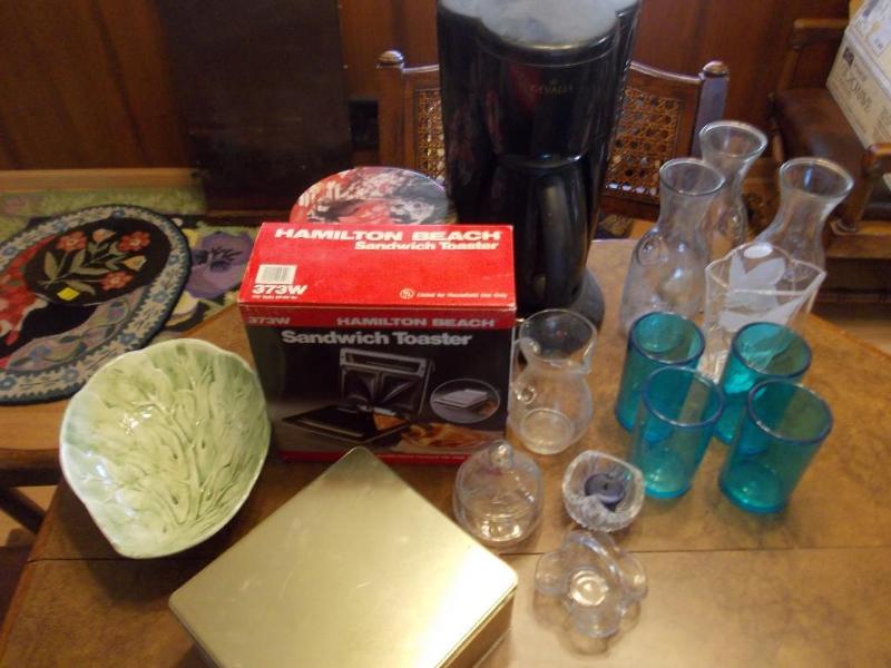 Large Lot Of Kitchen Wares, Sandwic...