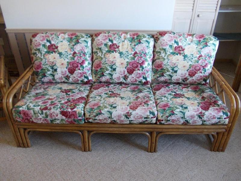 Rattan 3-Section Sofa 75&quot Long...