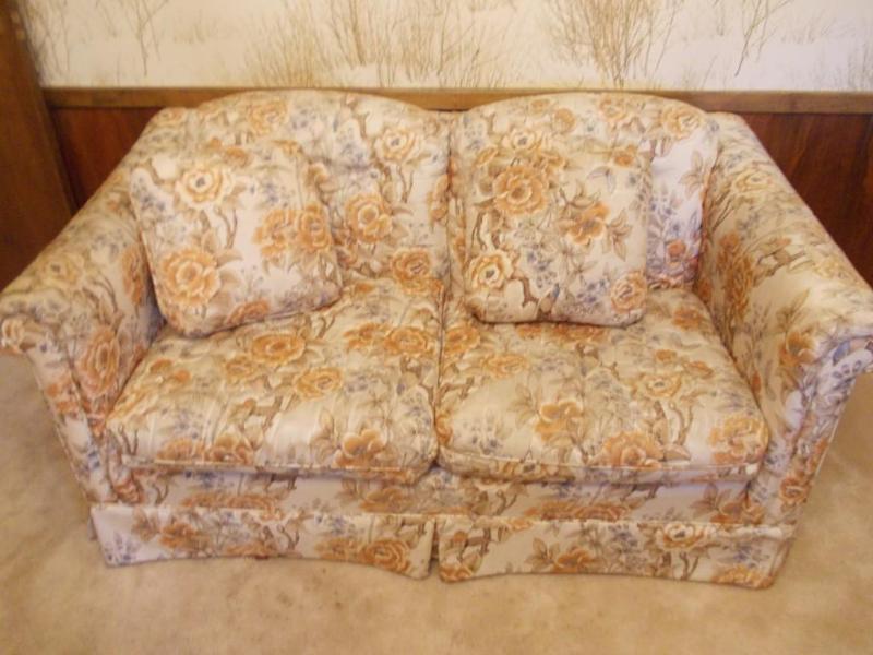 Beige Print Love Seat (59&quot Lon...