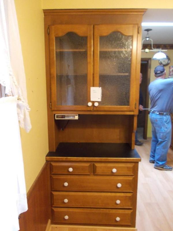 Built In Hutch Cupboard (Matches Lo...