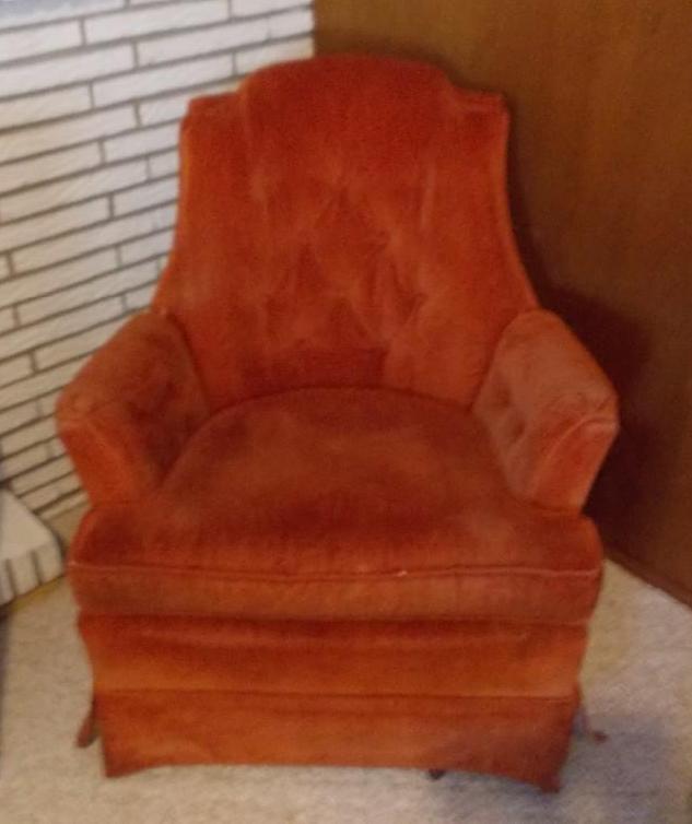 Burgundy Swivel Rocker BUYER IS RES...