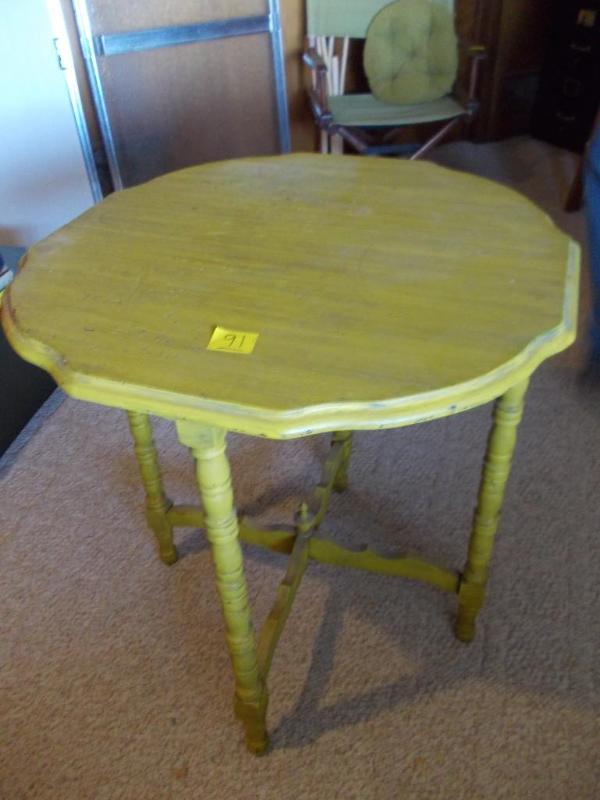 Vintage Parlor Table Painted Green ...