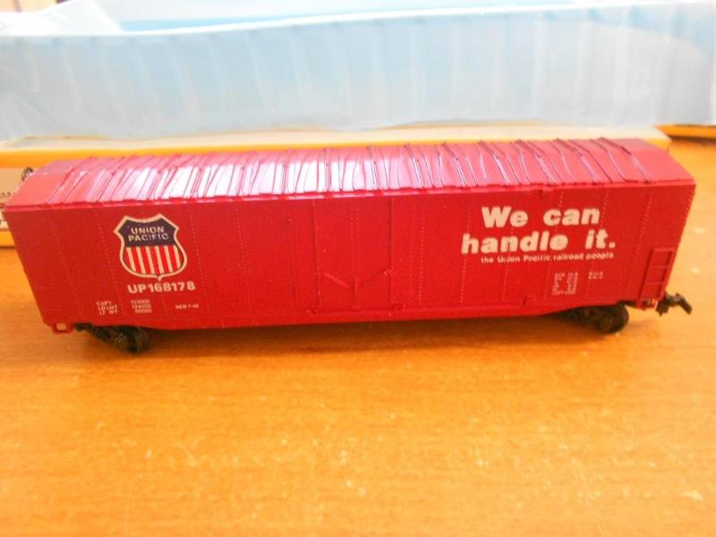 Bachmann Union Pacific box car # 16...