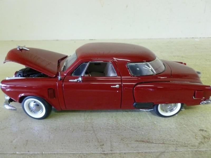 lot 143 image: Large National Motor Museum Mint 19...