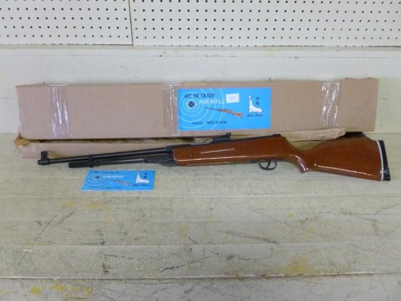 lot 30 image: Sea Lion .177 cal. air rifle model ...