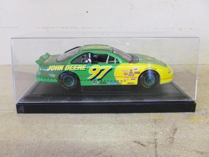 lot 47 image: Large John Deere #97 NASCAR 118 sc...