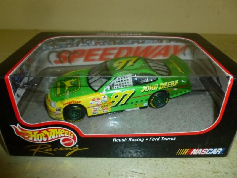 lot 72 image: Mattel - Hot Wheels John Deere #97 ...