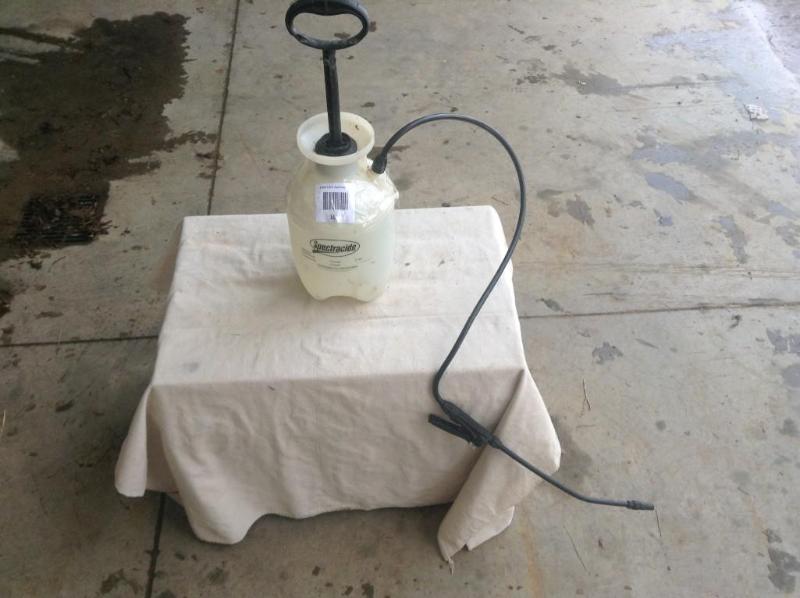 lot 16 image: Garden Spectracide sprayer  1 gallo...