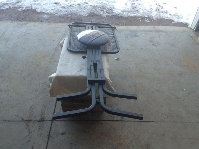 lot 36 image: Hunters tree stand, by Big Game...