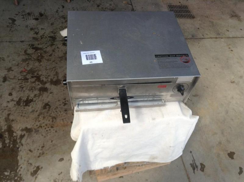 lot 49 image: Biaggia pizza toaster oven, model 5...