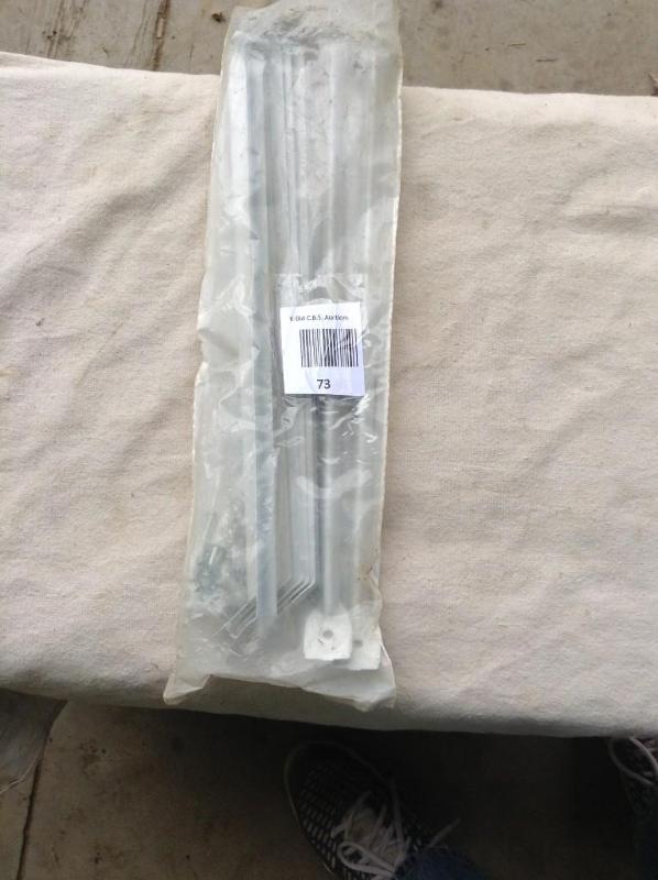 lot 73 image: New closet support brackets  12...