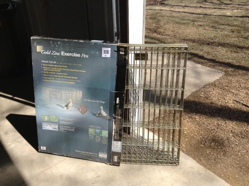 lot 88 image: Dog PenExercise Pen, Gold Zinc mod...