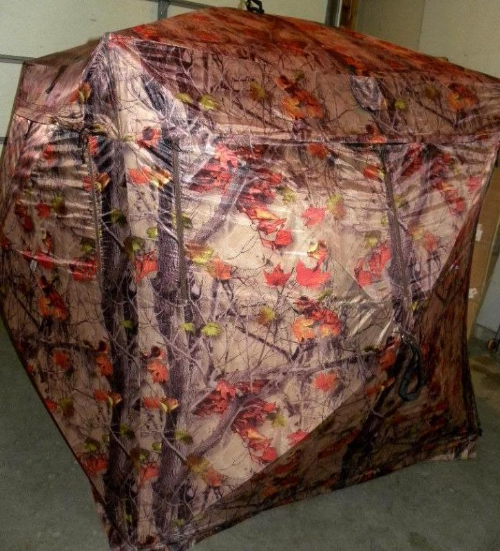 Five Hub Ground Blind, scent contai...