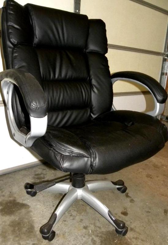 Castle Creek Big Mans Office Chair...