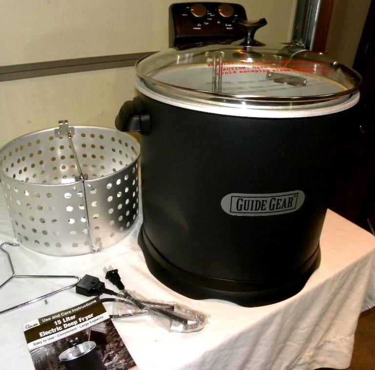 15 Liter Electric Turkey Fryer, coo...