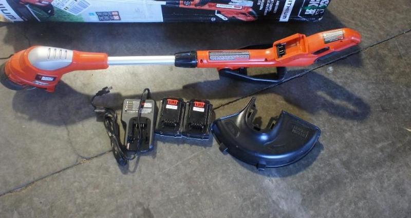 Black N Decker 20 volt Weed Whip. ...