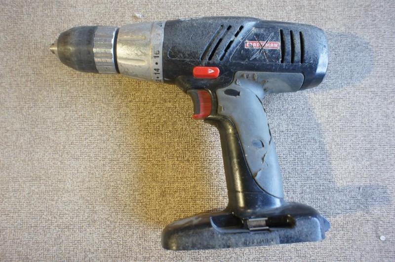 Craftsman 12 in. drilldriver 19.2...