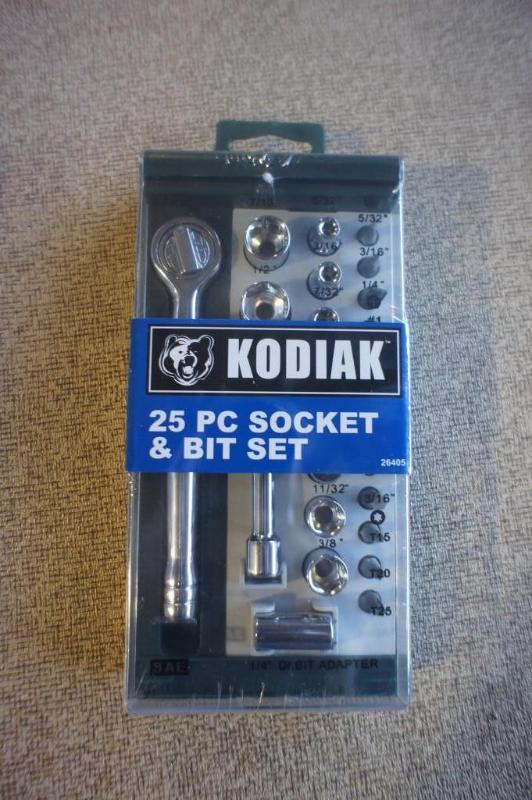 Brand New Kodiak 25 PC Bit Set....