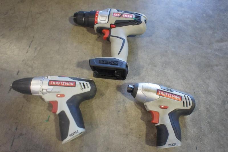 Craftsman 20 volt 38in drilldrive...