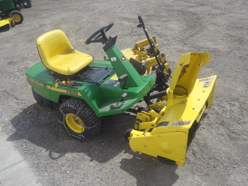 John Deere F525 Hydro Drive Mower May Consignments