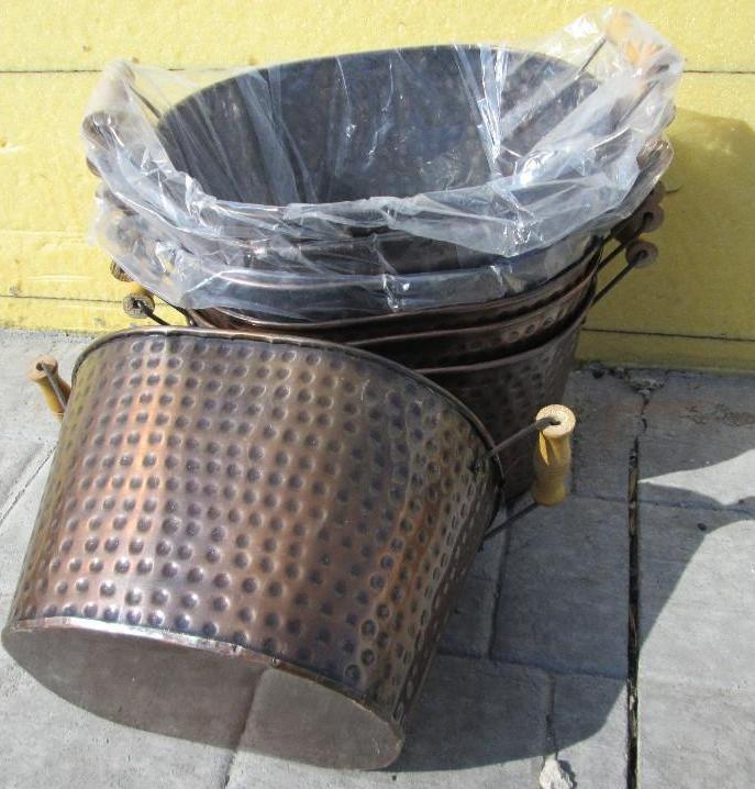 lot 14 image: Lot of copper tone hammered metal b...