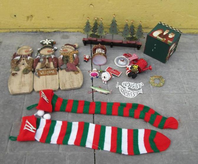 lot 58 image: Lot of nice Christmas decorations...