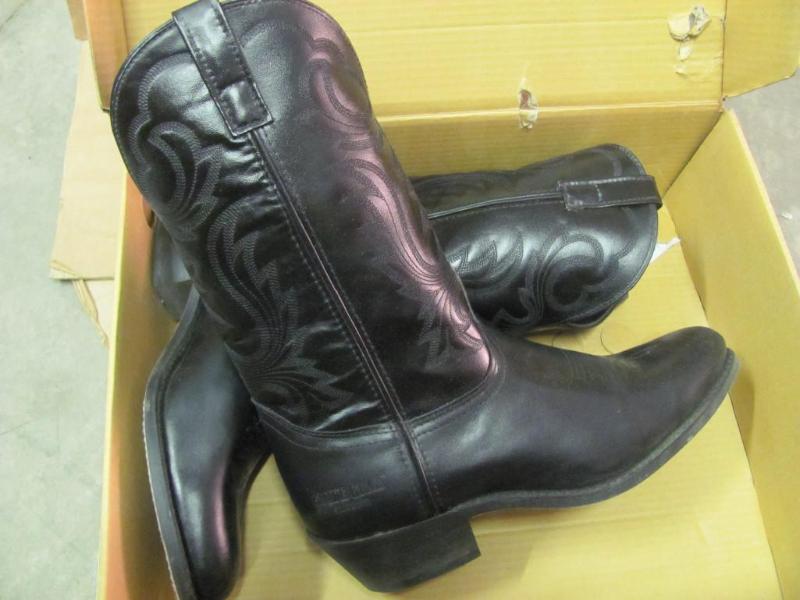 These Like-New (in original box) GU...