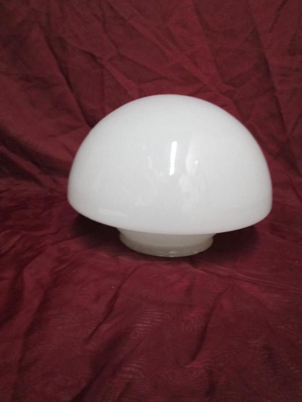 lot 10 image: Large frosted electric lighting glo...