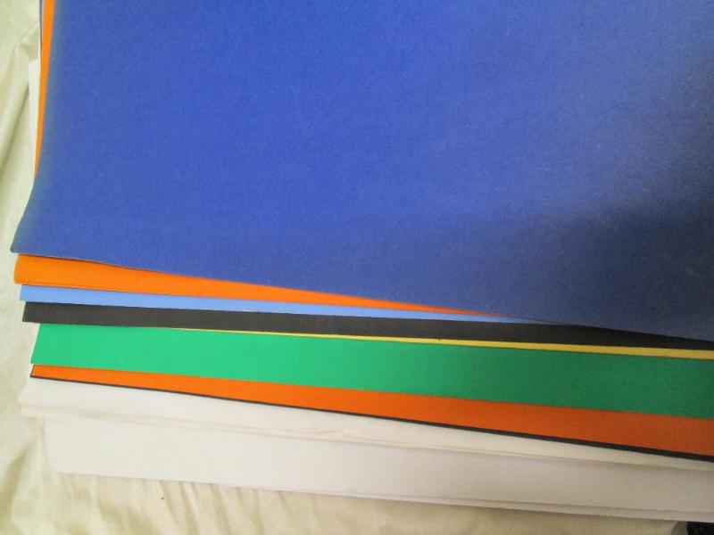 lot 158 image: Lot of 22 x 28 tag board in various...