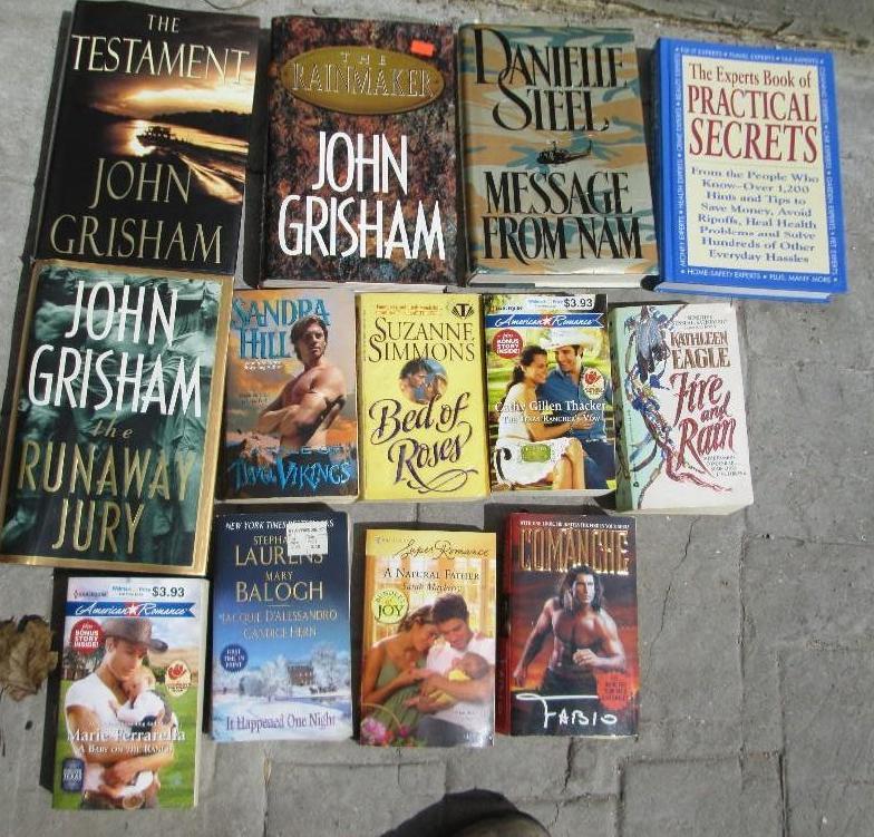 lot 186 image: Large lot of hot seller books, Gris...