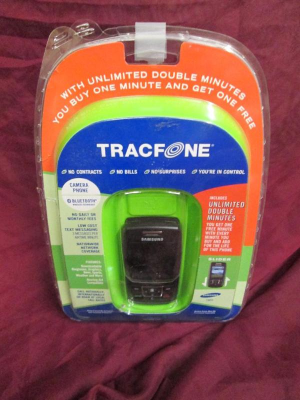 lot 204 image: Samsung T301G Tracfone in original ...