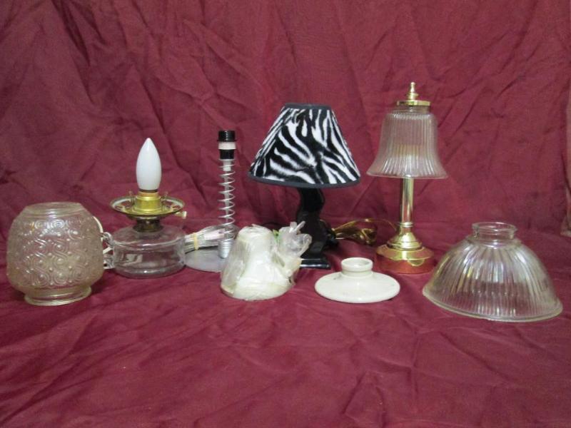lot 61 image: Lot of table lamps, electrical ligh...