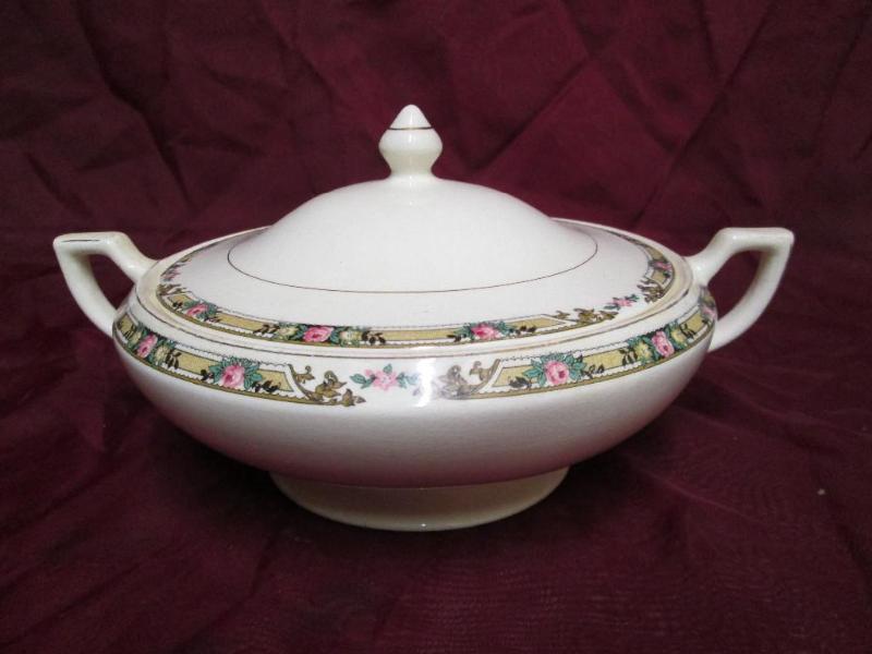 lot 69 image: Vintage soup bowl with handles and ...
