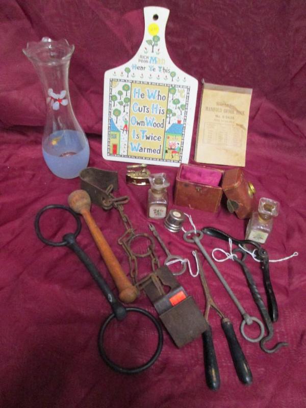 lot 8 image: Vintage keys, perfume bottles, hair...