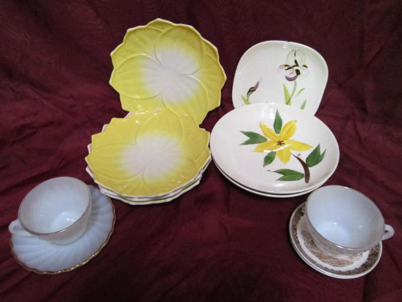 lot 85 image: Lot of various vintage plates and t...