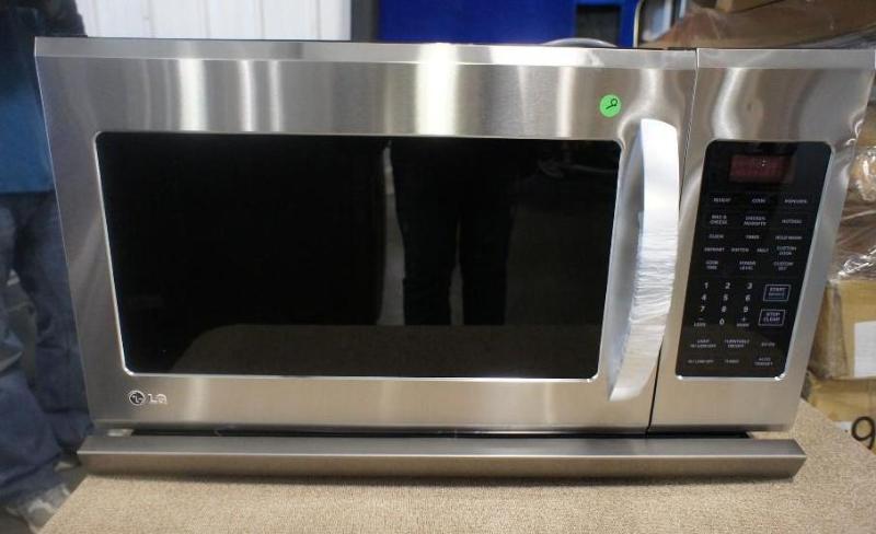 lot 9 image: Like New (Used) LG Microwave (LMH20...