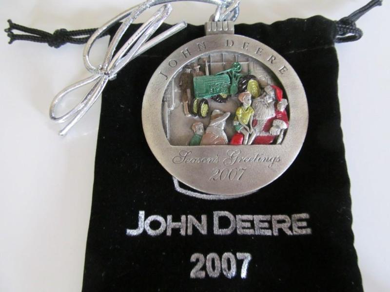 lot 10 image: John Deere Christmas ornament,2007...
